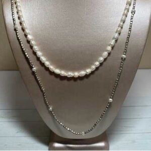 185 American Eagle Outfitters White Baroque Pearl & Silver Double Layer Necklace
